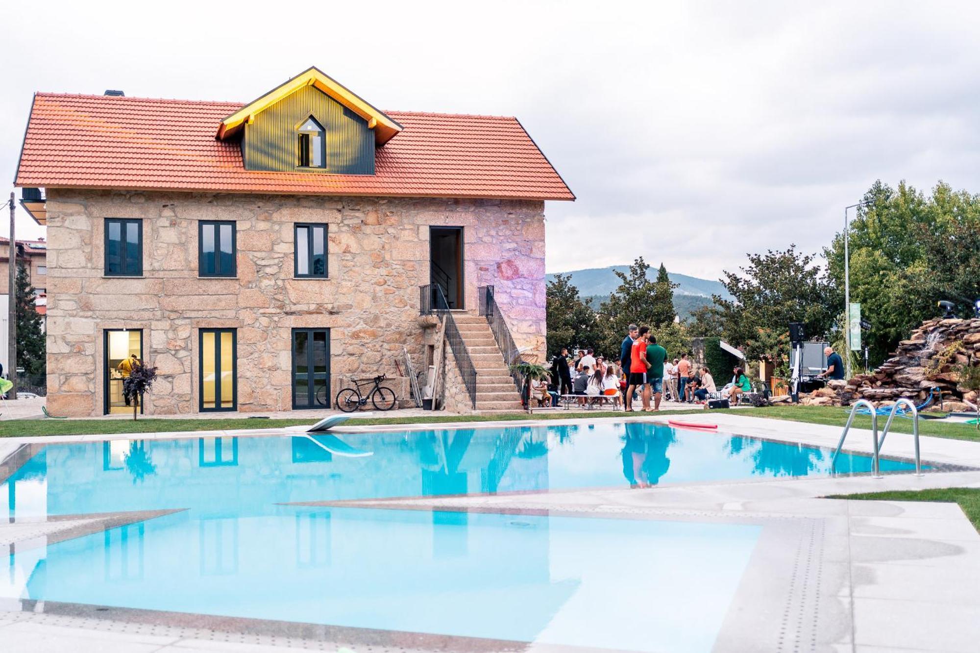 Casa Das Varzielas มงดิง ดิ บาชตู ภายนอก รูปภาพ